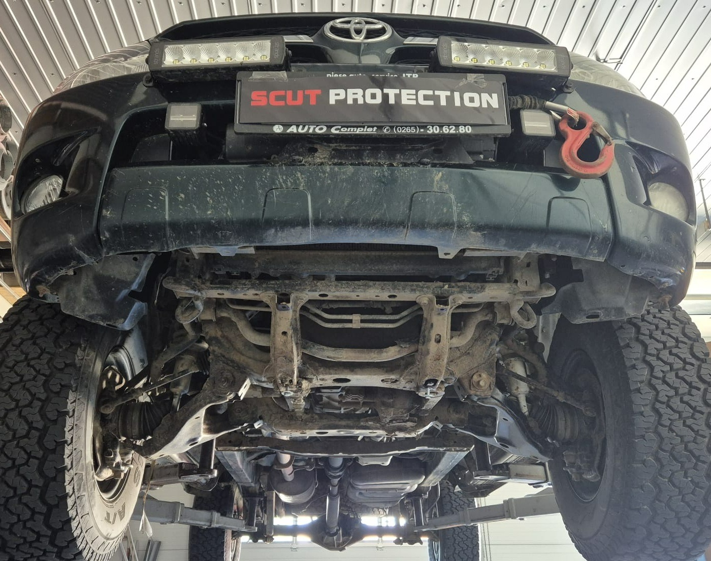 Protezione inferiore in acciaio Motore+ | Toyota Hilux (2004-2015) - 7