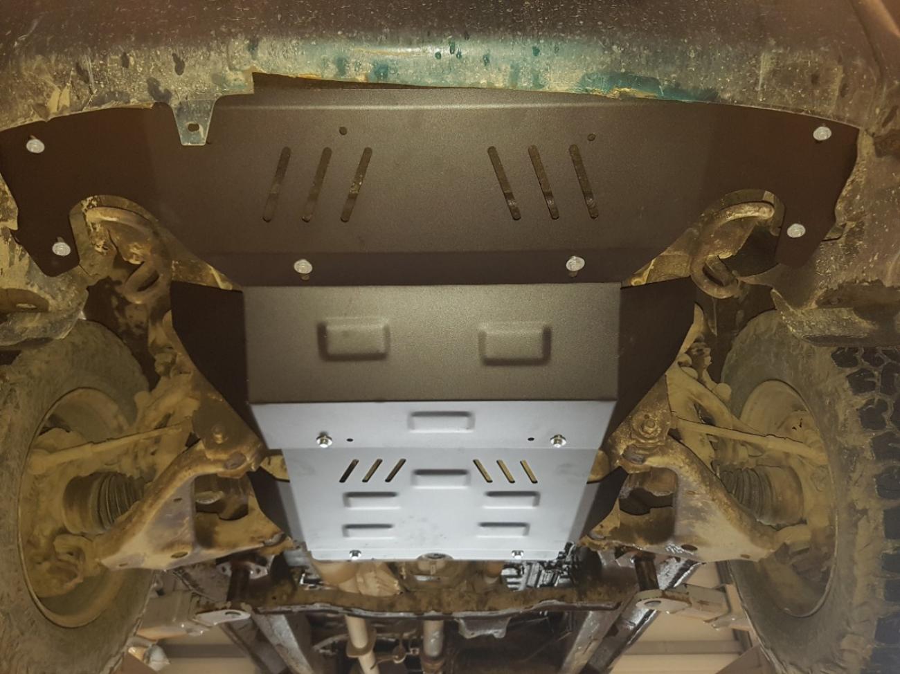 Skid plate Steel Engine+ | Toyota Hilux (2004-2015) - 5