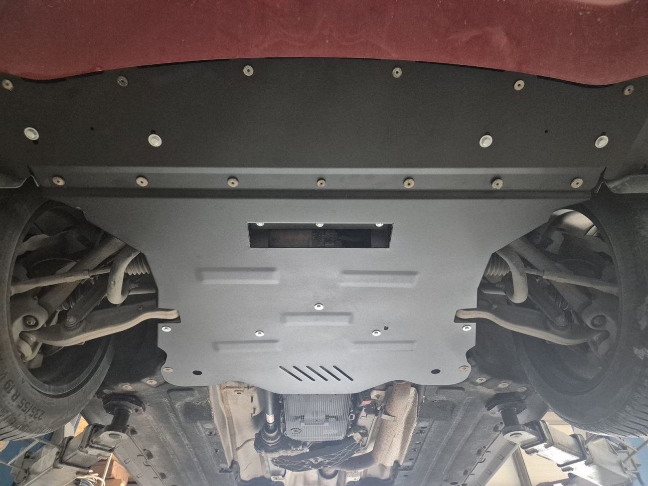 Pohjapanssari Teräs Moottori+ | Alfa Romeo Stelvio (2016-2026) - 6