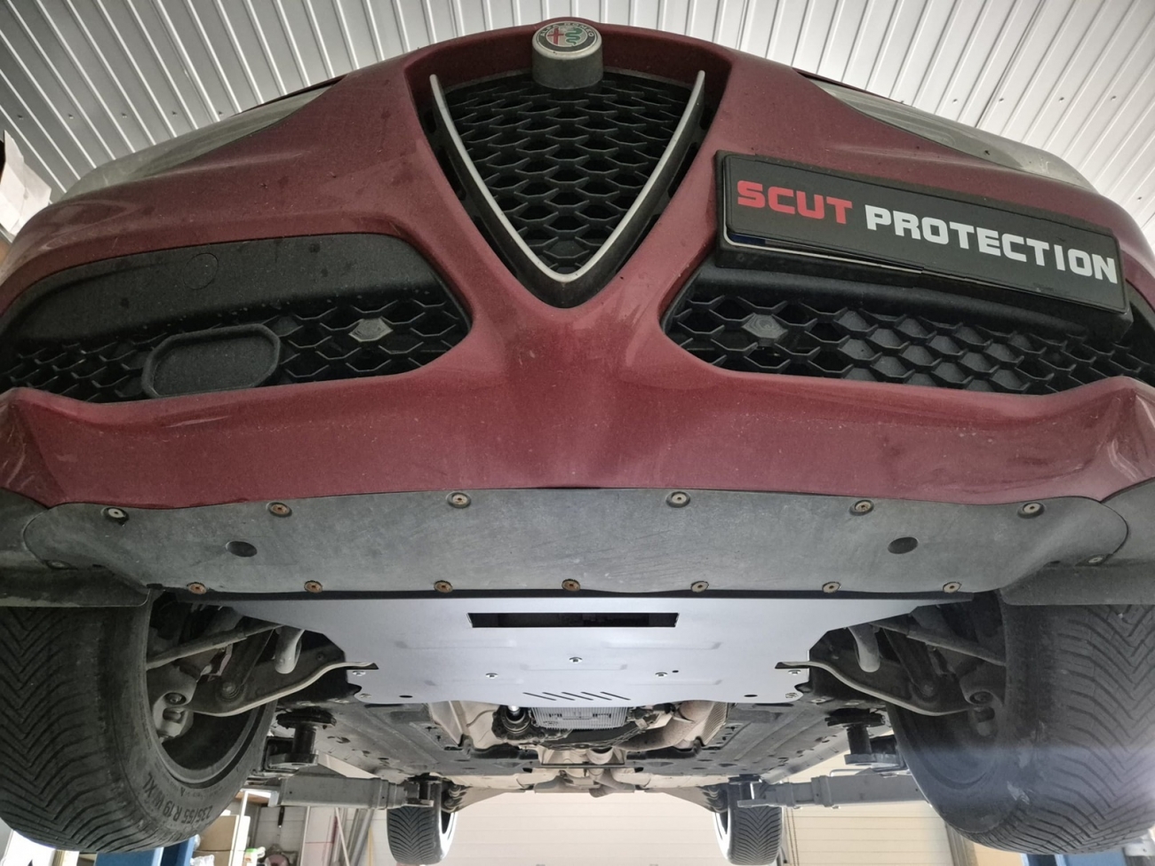Pohjapanssari Teräs Moottori+ | Alfa Romeo Stelvio (2016-2026) - 7