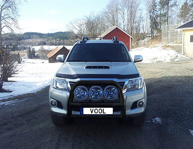 STOR 76MM Frontbøyle [Svart] - Toyota Hilux 2012-2015