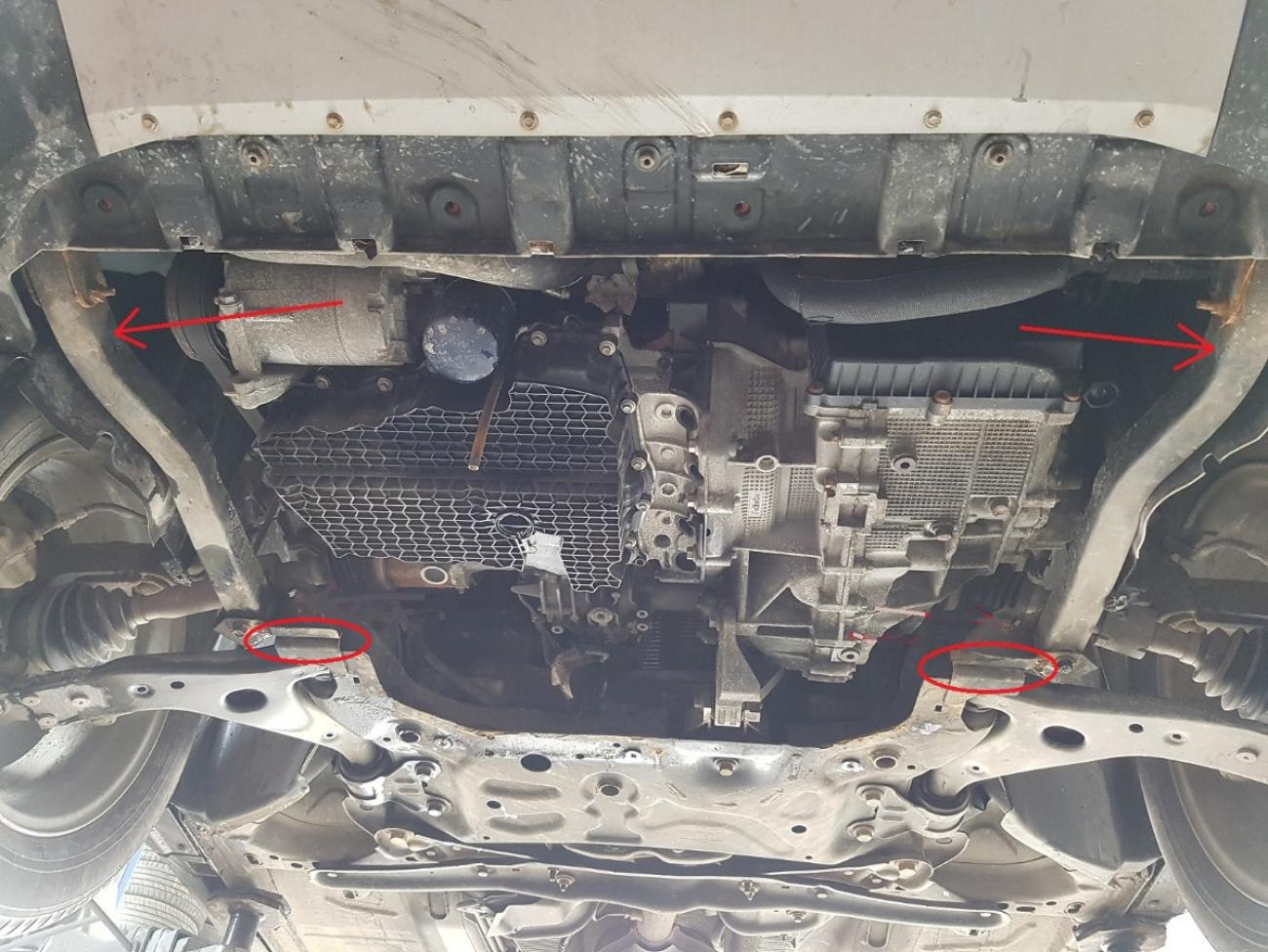 Pohjapanssari Teräs Moottori+ | Ford Kuga (2013-2019) - 4