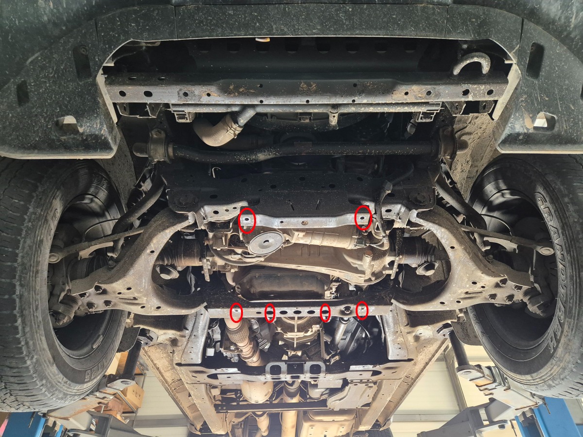 Protezione inferiore motore in acciaio | Isuzu D-Max (2019-2026) - 4