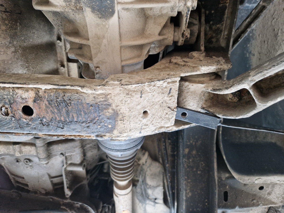 Protezione inferiore in acciaio Motore+ | Jeep Cherokee - KJ (2001-2008) - 5