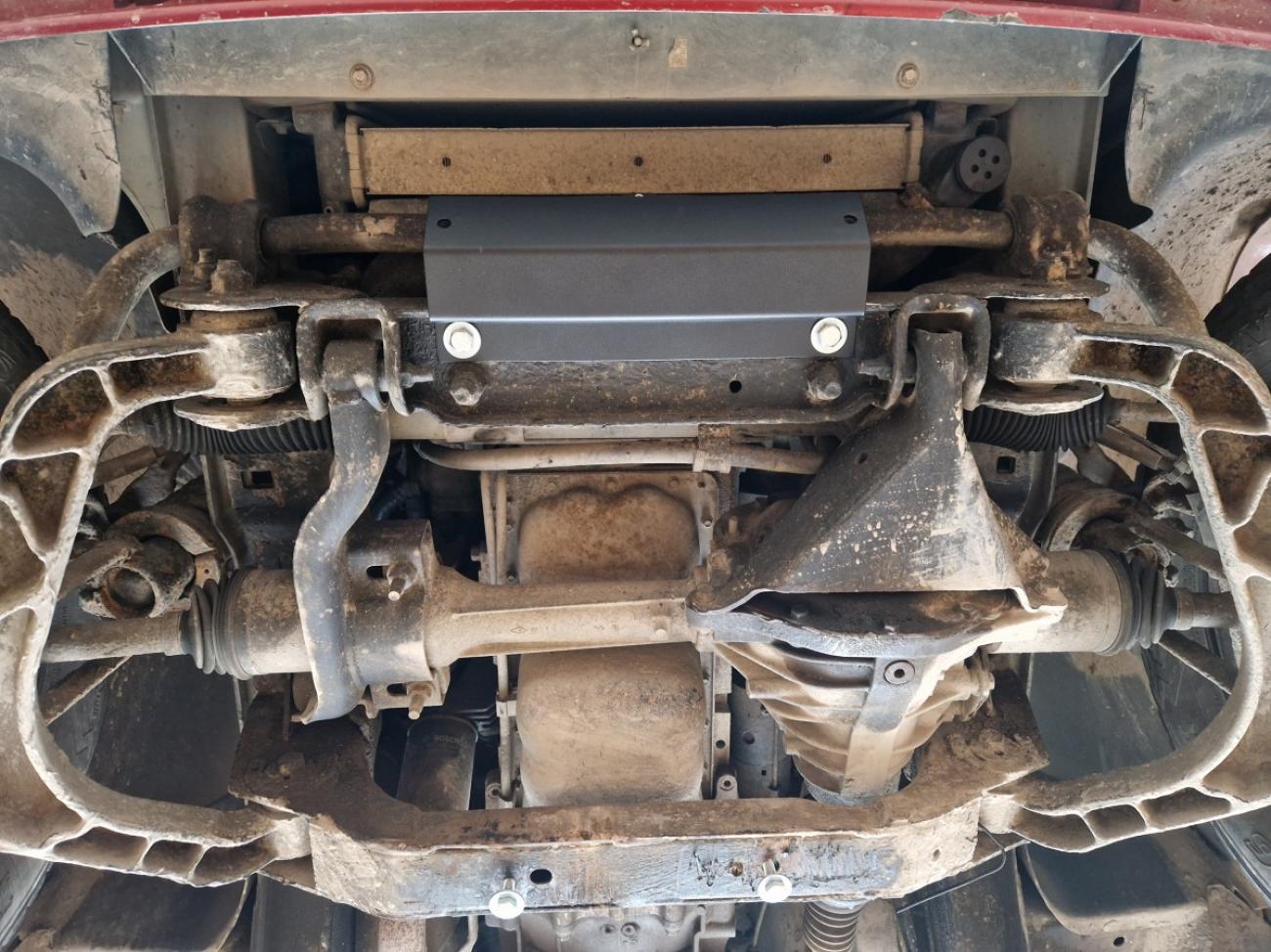 Hasplåt Stål Motor+ | Jeep Cherokee - KJ (2001-2008) - 12