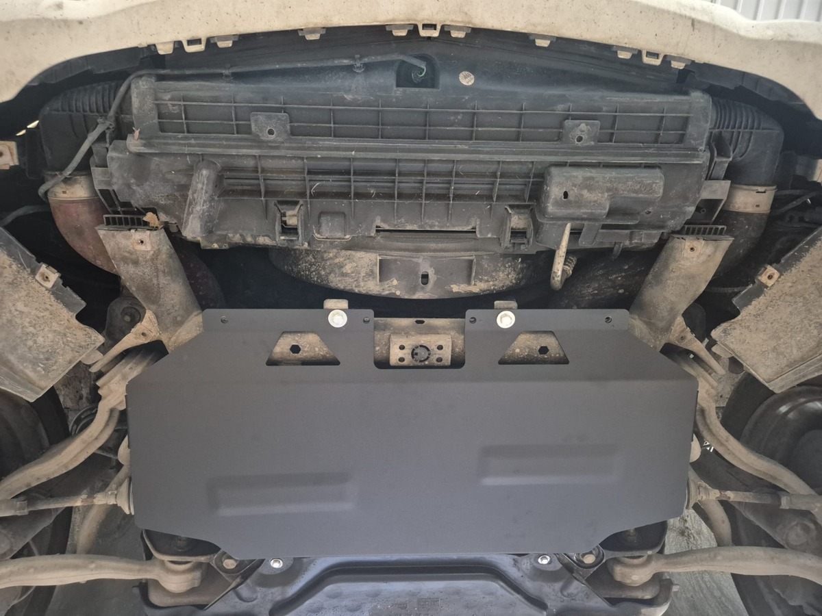 Protector inferior de acero Motor+ | Mercedes C-Class W204 (2006-2014) - 5