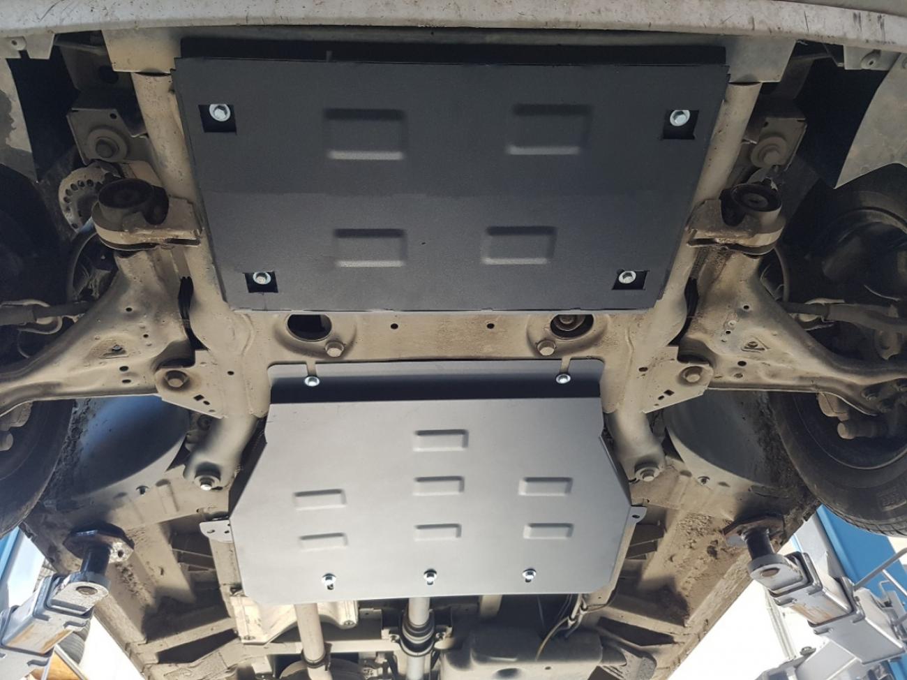 Skid plate Steel Engine | Mercedes Viano W639 - 2.2 D 4x2, 4x4 (2003-2014) - 6