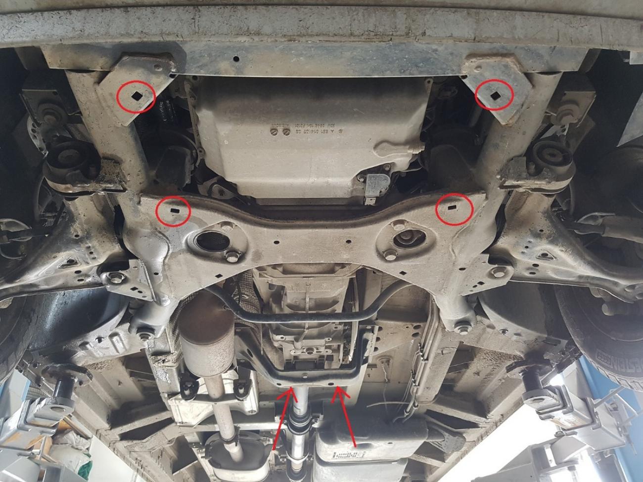 Skid plate Steel Engine | Mercedes Viano W639 - 2.2 D 4x2, 4x4 (2003-2014) - 4