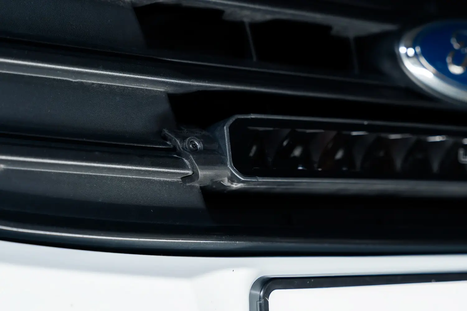 Lumen Grillkit Ford Transit Connect 2018-2024 | Lumen Helios Performance CS20 - 5