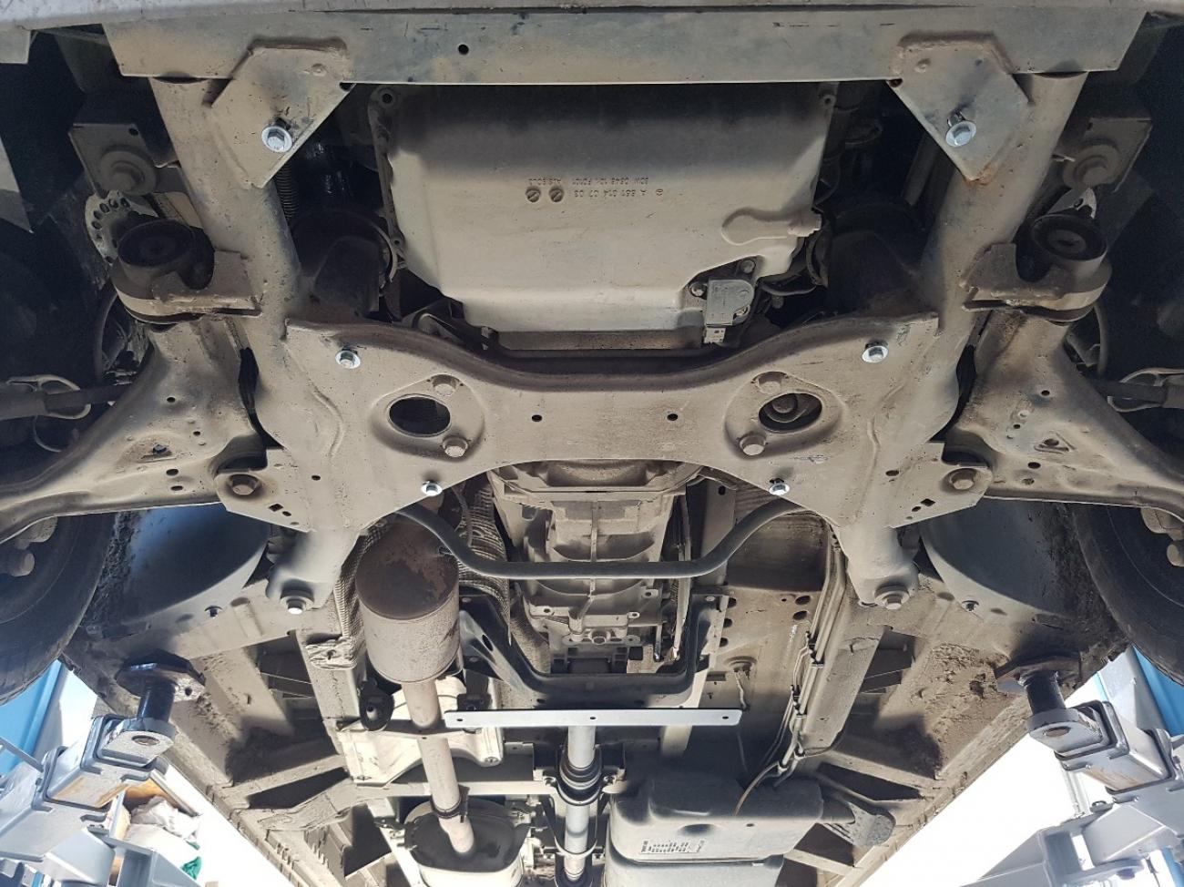 Hasplåt Stål Motor | Mercedes Vito W639 - 2.2 D 4x2, 4x4 (2003-2014) - 5