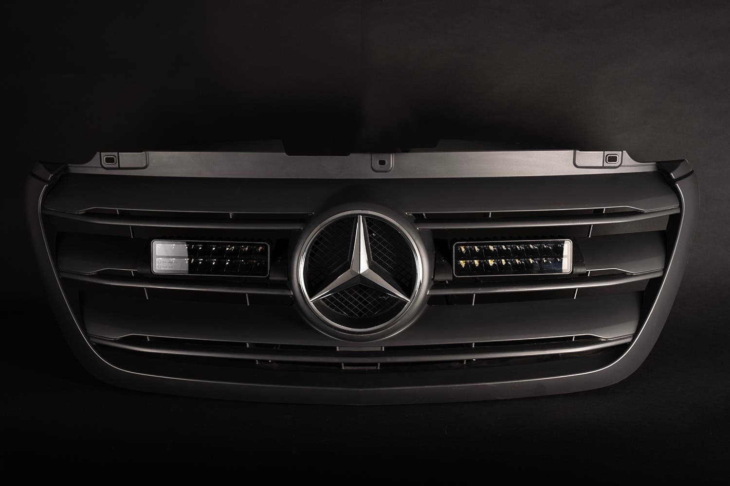 Lumen Grillkit Mercedes Sprinter 2024+ | Lumen Helios SQ16 x 2 - 3
