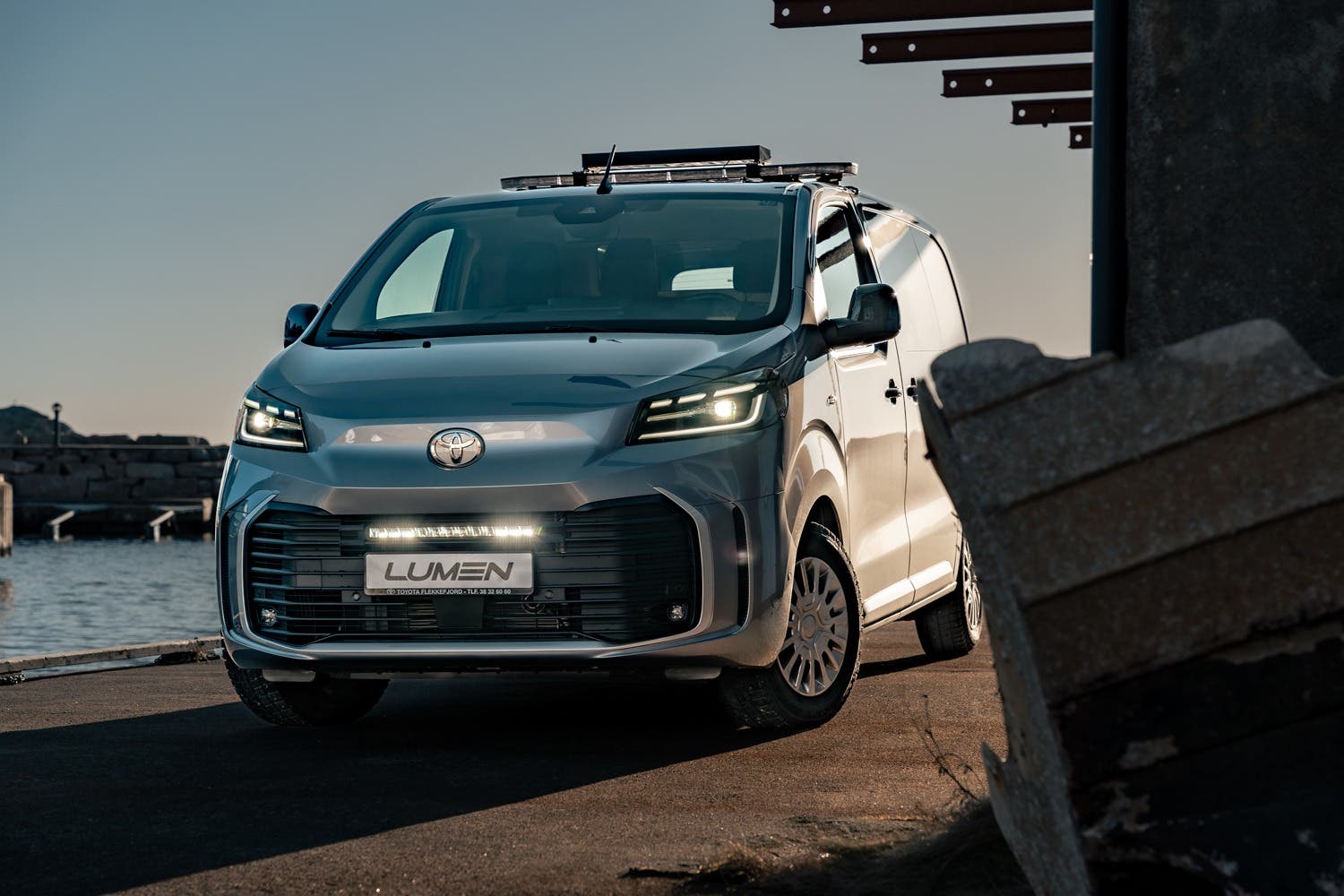 Lumen Grillkit Toyota Proace 2025+ | Lumen Helios Performance S20 - 6