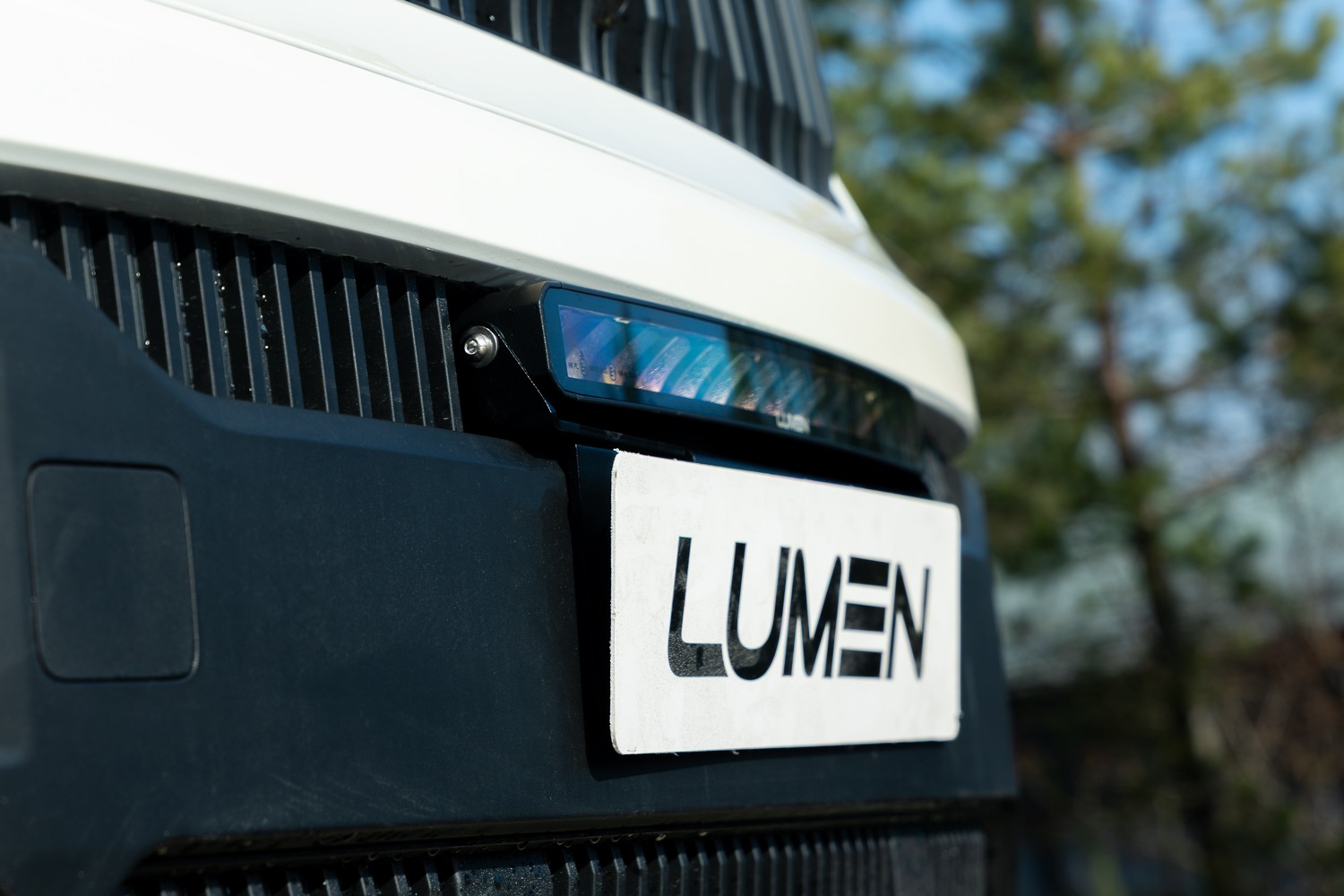 Lumen Grill Kit Renault Master 2024+ | Lumen Helios Performance CS20 - 2
