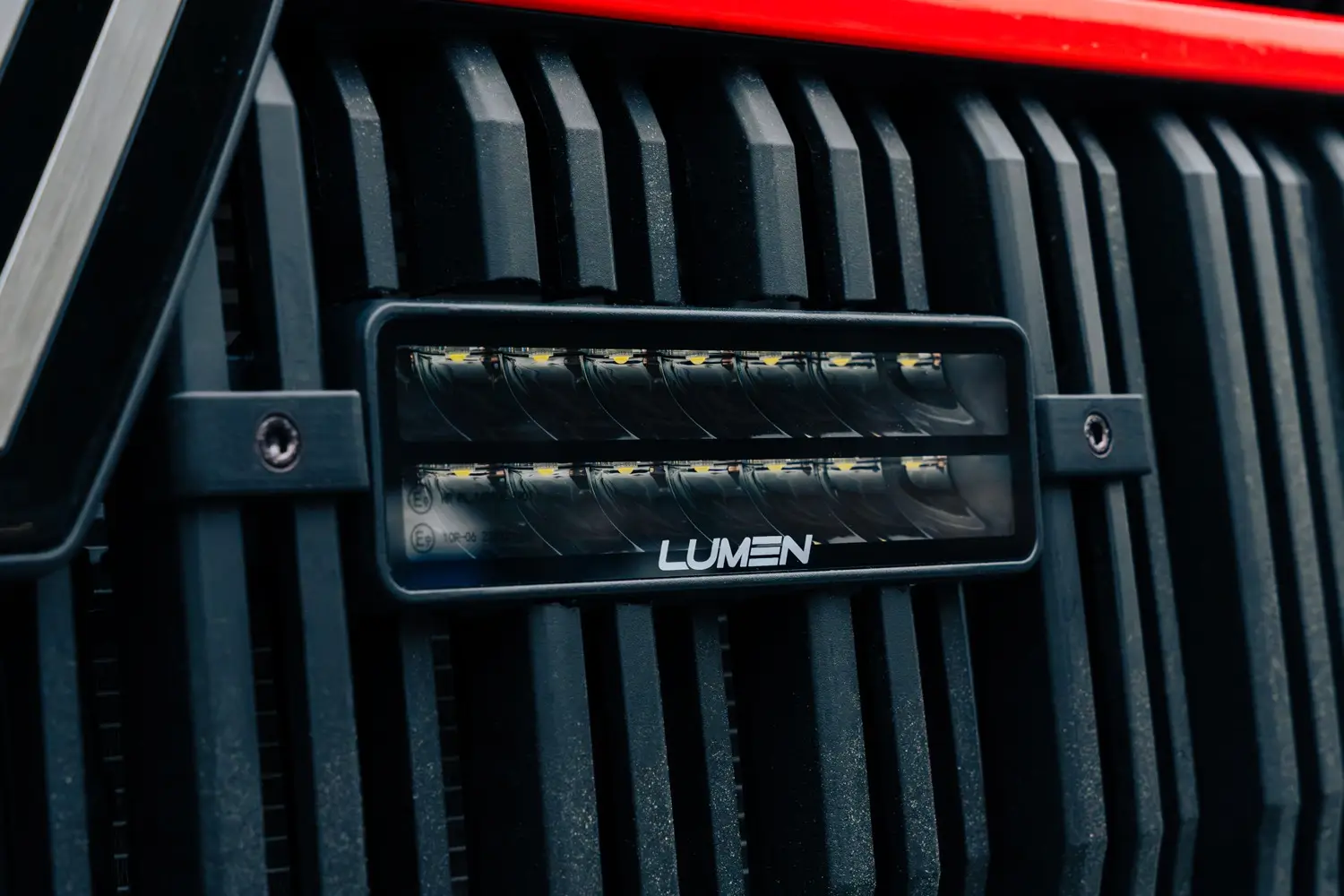 Lumen Zestaw do grilla Renault Master 2024+ | Lumen Helios SQ16 x 2 - 3