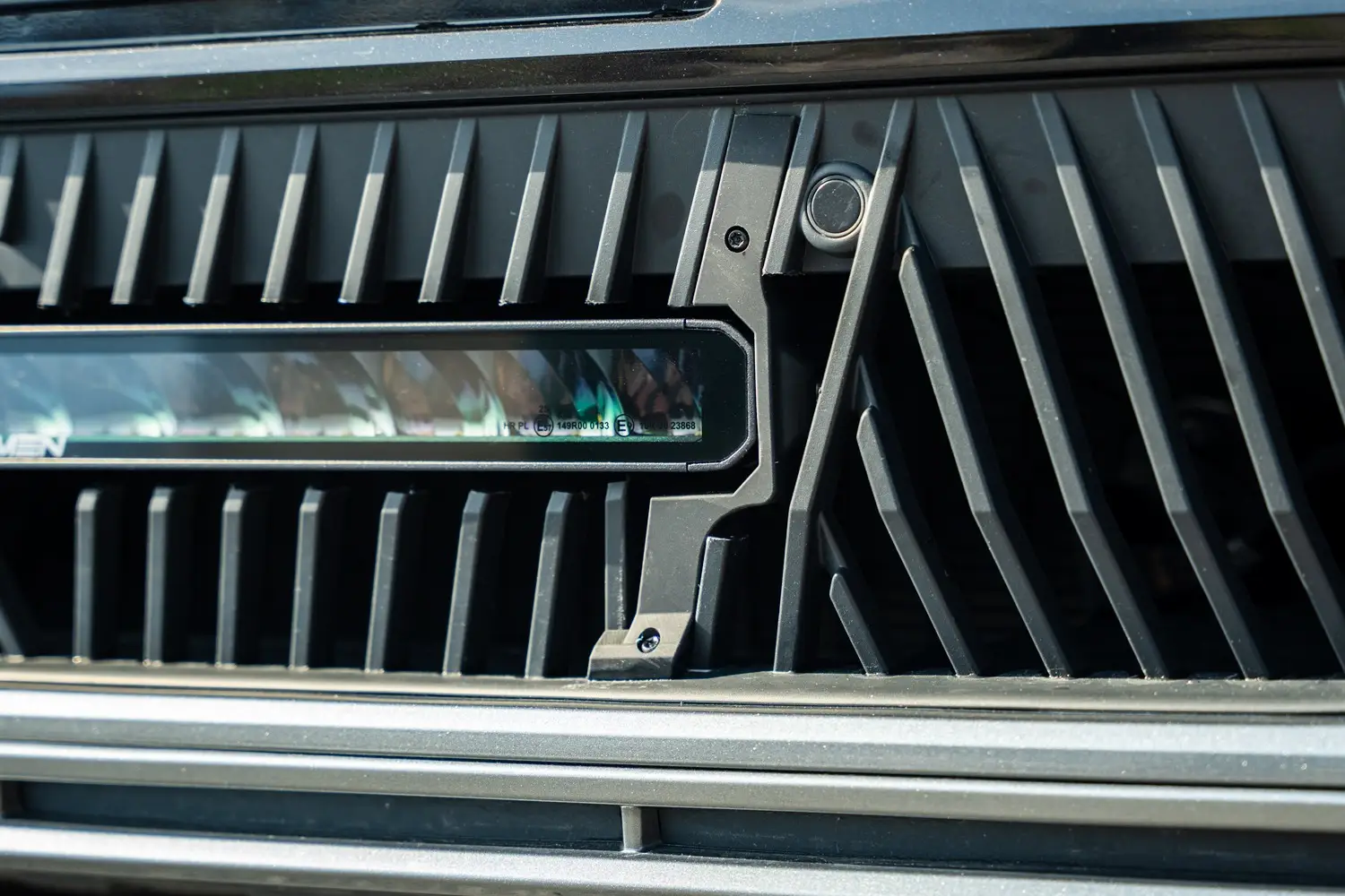 Lumen Kühlergrill-Montagesatz Skoda Enyaq RS 2026+ | Lumen Helios Performance CS20 - 2