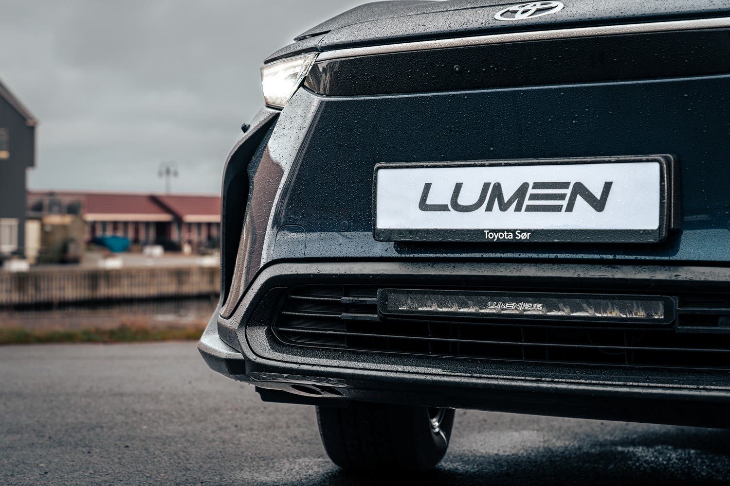 Lumen Grillkit Toyota Bz4X 2024+ | Lumen Helios Performance CS20 - 5