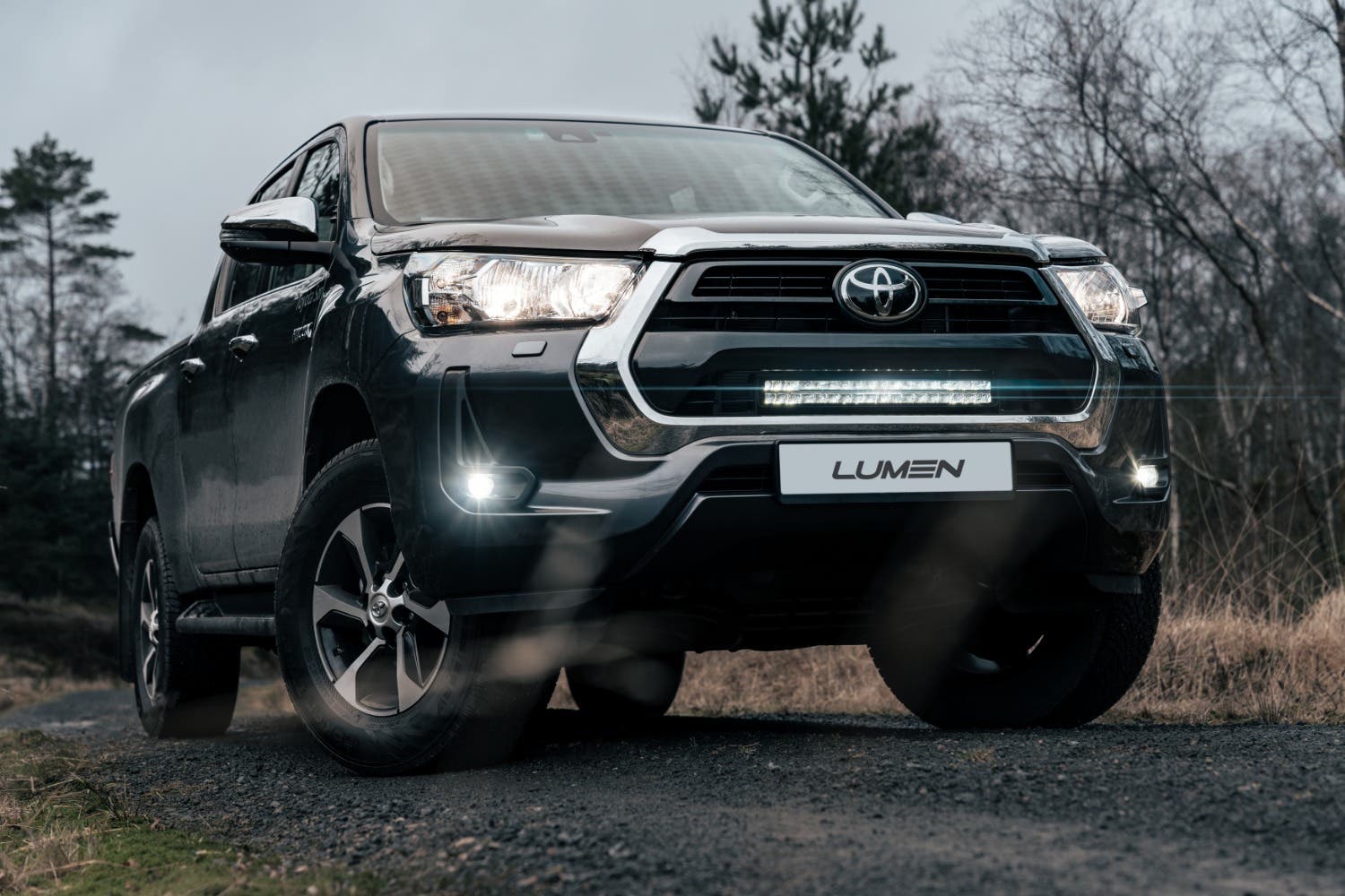Lumen Grill Kit Toyota Hilux SR 2021+ | Lumen Helios DX20