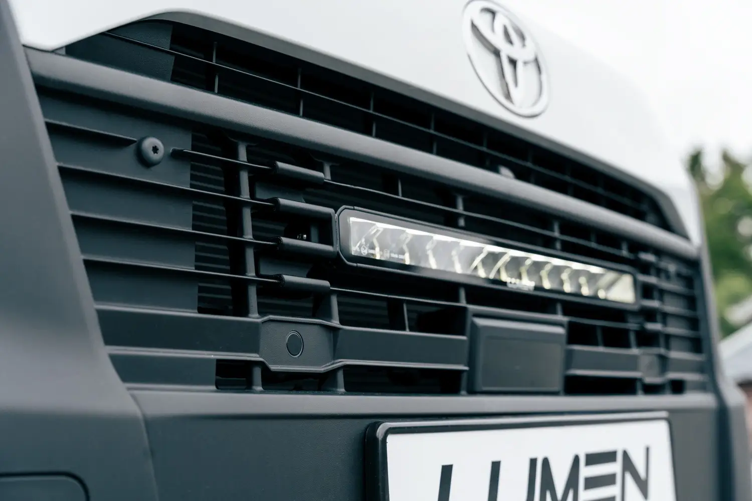 Lumen Grillkit Toyota Proace Max 2024+ | Lumen Helios Performance CS20 - 4