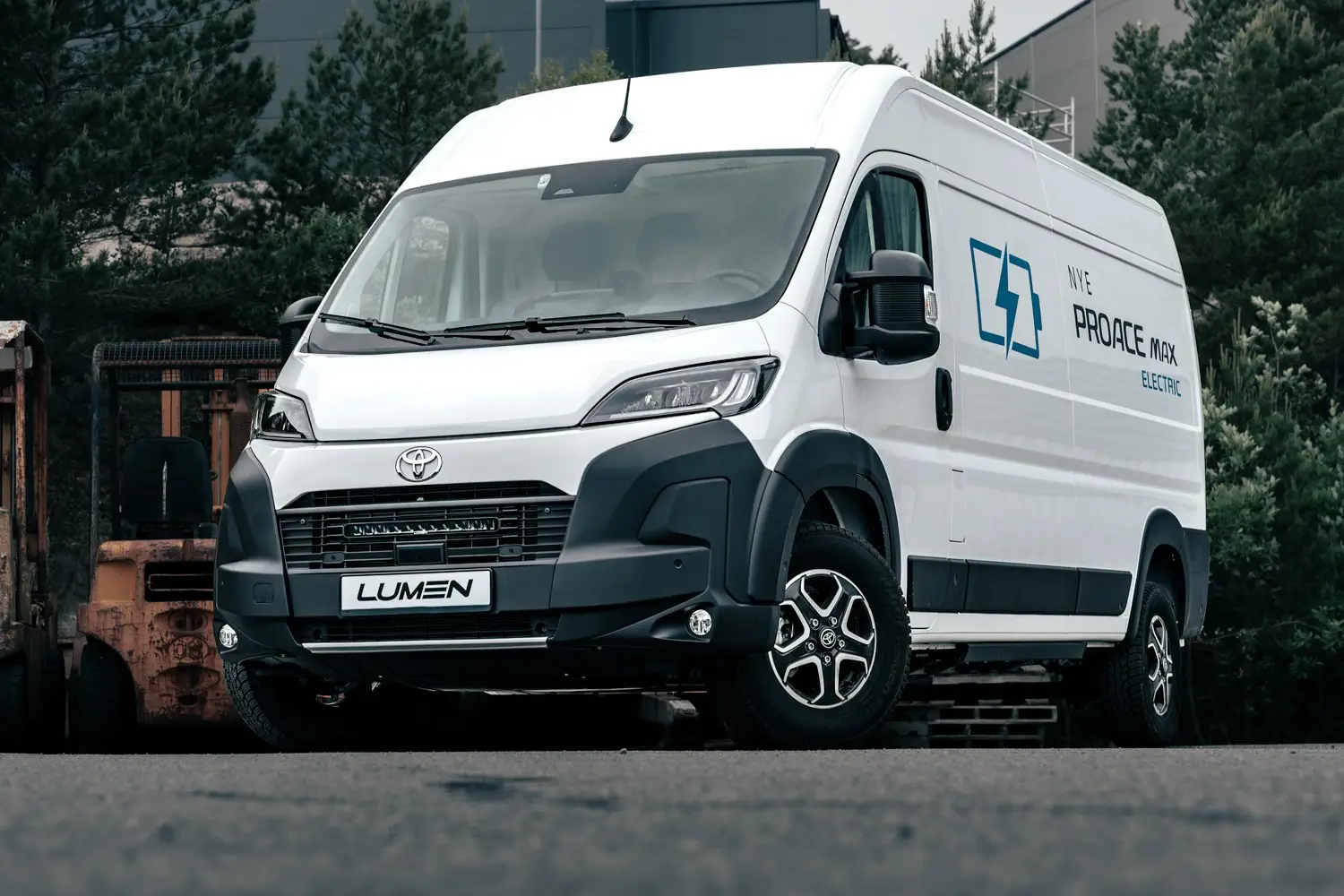 Lumen Grillkit Toyota Proace Max 2024+ | Lumen Helios Performance CS20 - 5