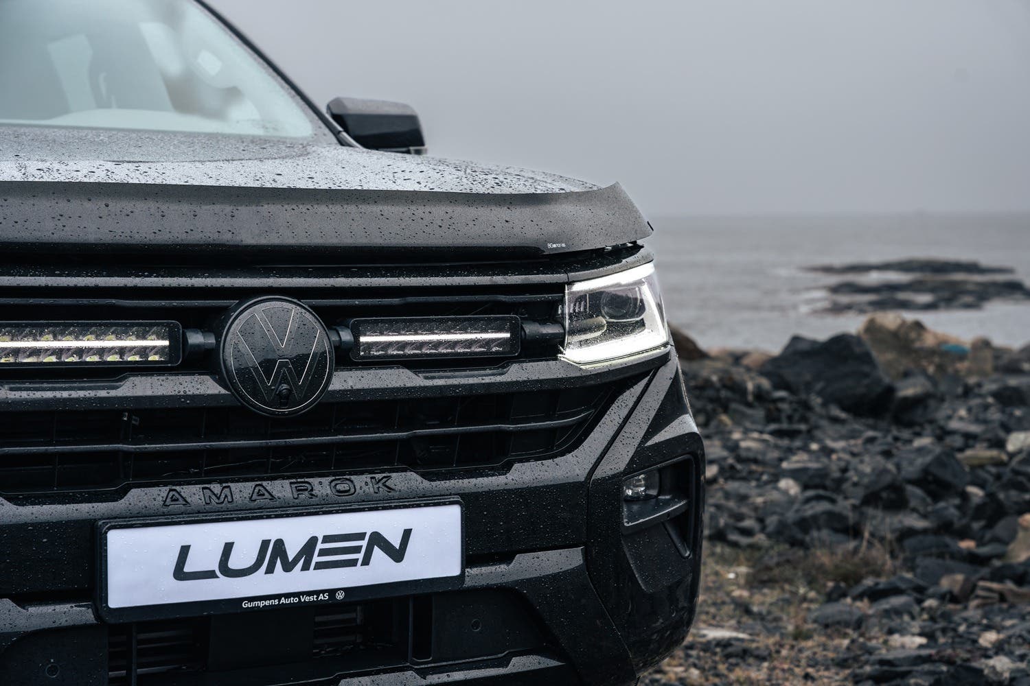 Lumen Grillkit VW Amarok 2023+ | Lumen Helios DX10 x 2 - 3