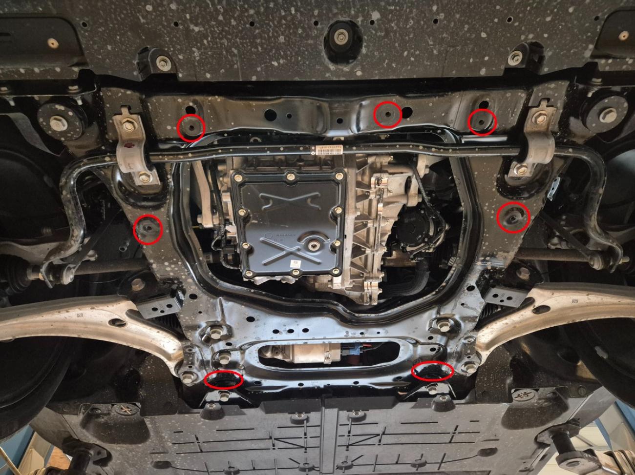 Pohjapanssari Teräs Moottori+ | Renault Scenic E-Tech (2024-2026) - 4