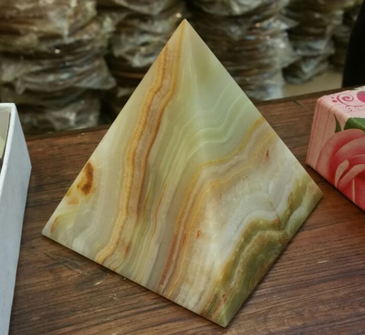 Onyx Pyramid - 100mm - 3