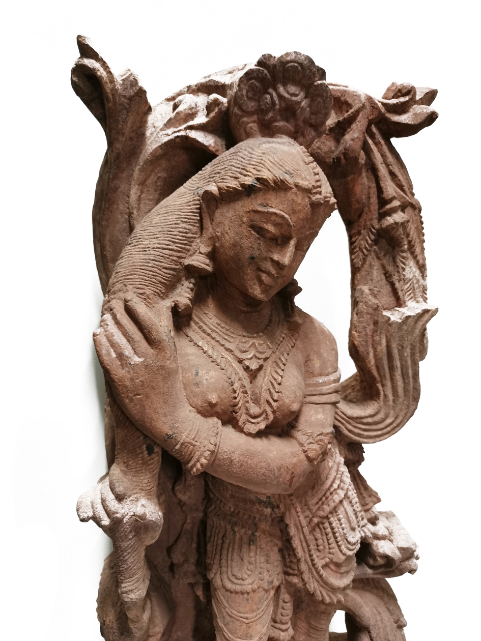 Temple Staty - Devadasi i khondalit - 3