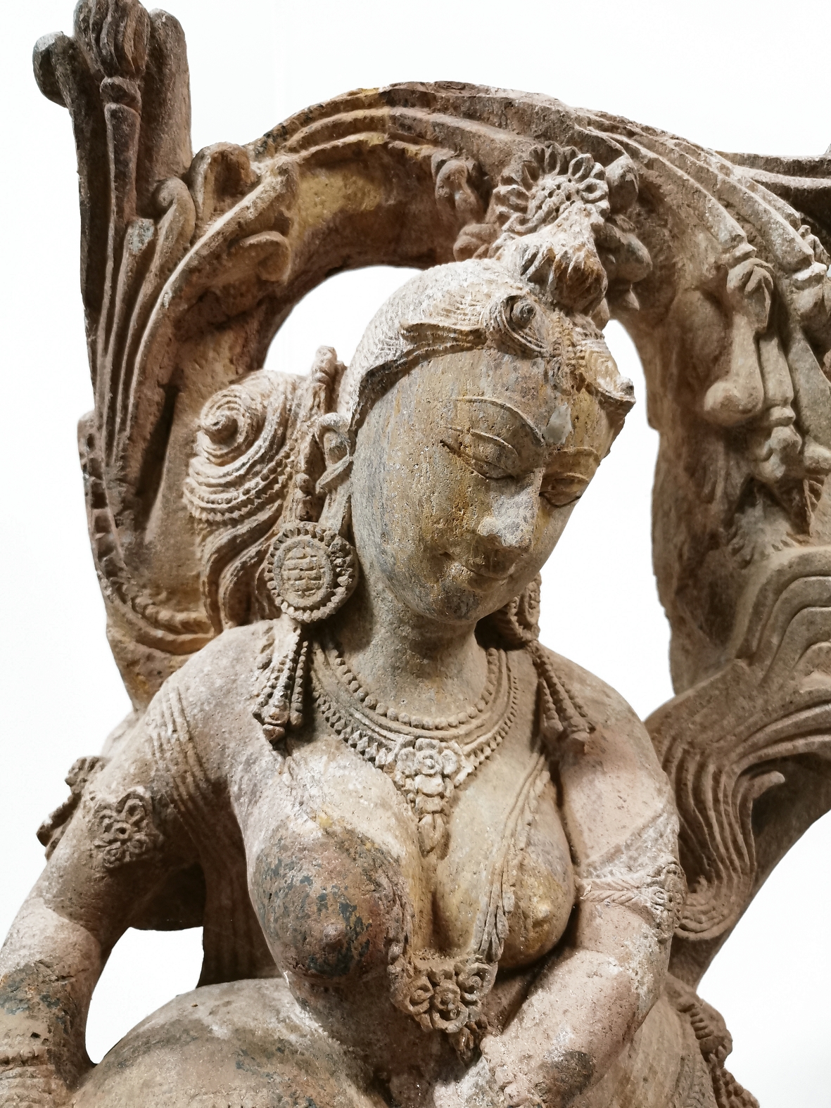 Temple Staty - Devadasi i khondalit - 2