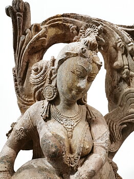Temple Staty - Devadasi i khondalit