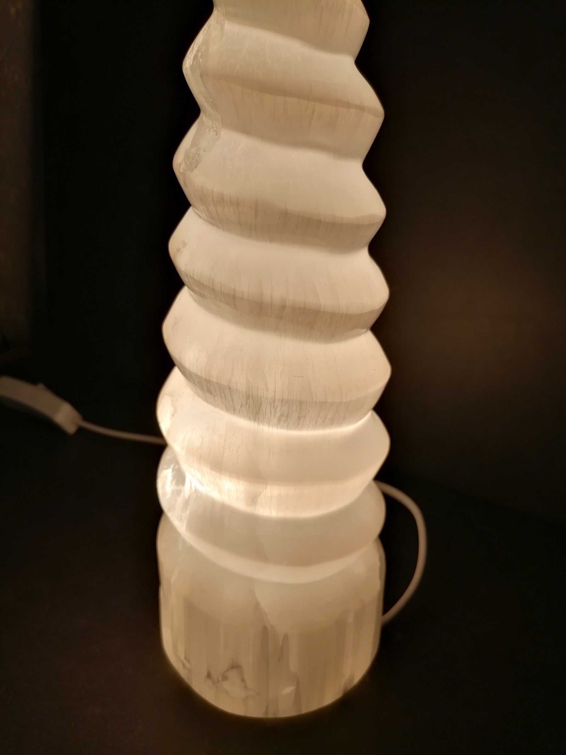 Selenit Lampa  - Spiral (Unicorn horn)  - 30cm - 3