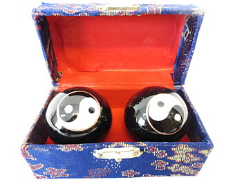 Kinesiska Hälsokulor - Stor Svart Yin Yang - 3.5cm