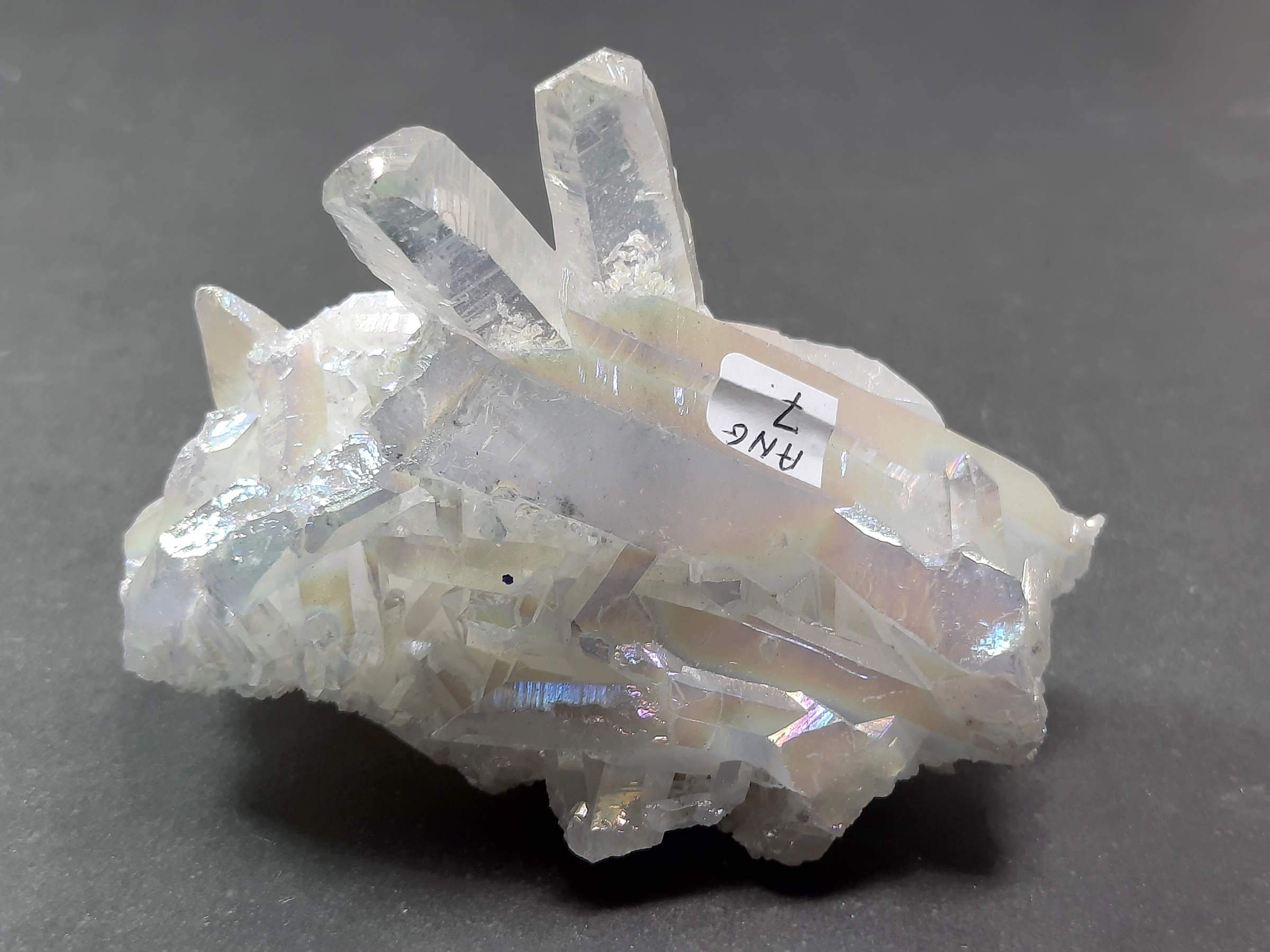 Angel aura kvarts kluster - AA+ kvalitet  - ANG7