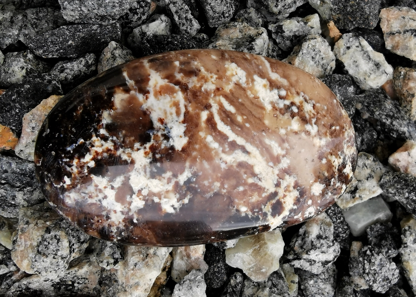 Pebbles "No Worry Stone" - Svart Opal - 6
