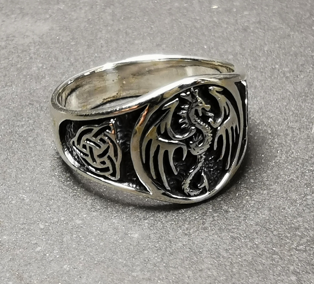 Bevingad drake ring i Silver 