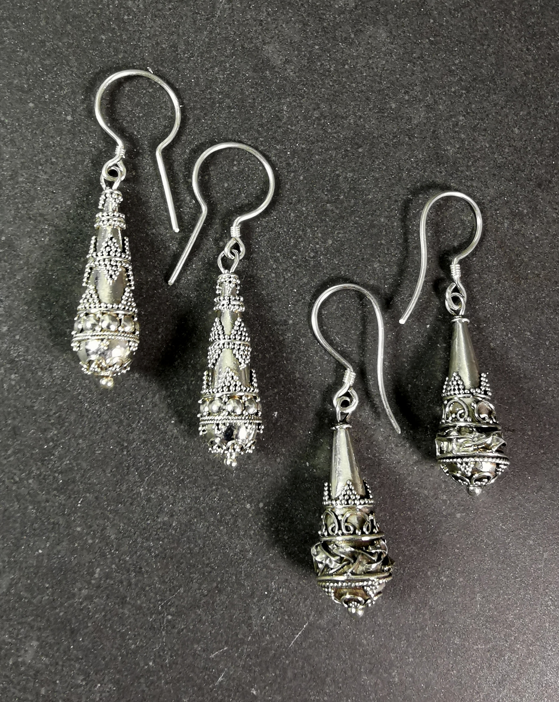 Antik/Balinese stil örhängen i silver - Droppe