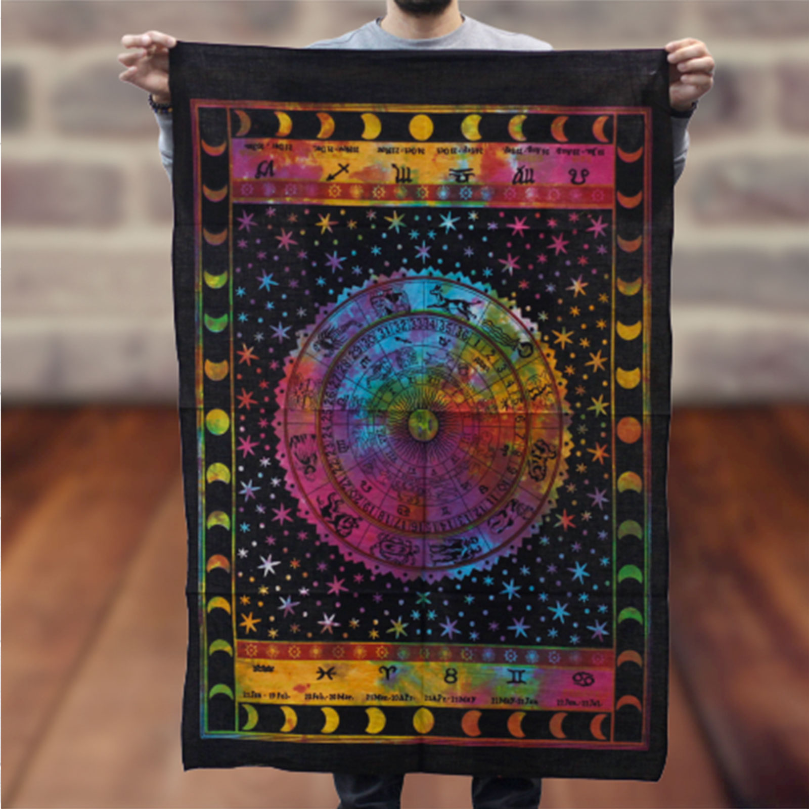 Väggbonad  - Zodiak Mandala i Batik - 112cm - 2