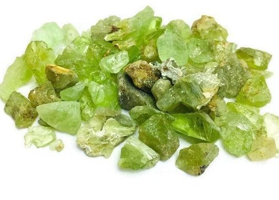 Peridot Chips - Krysolit - Små råsten