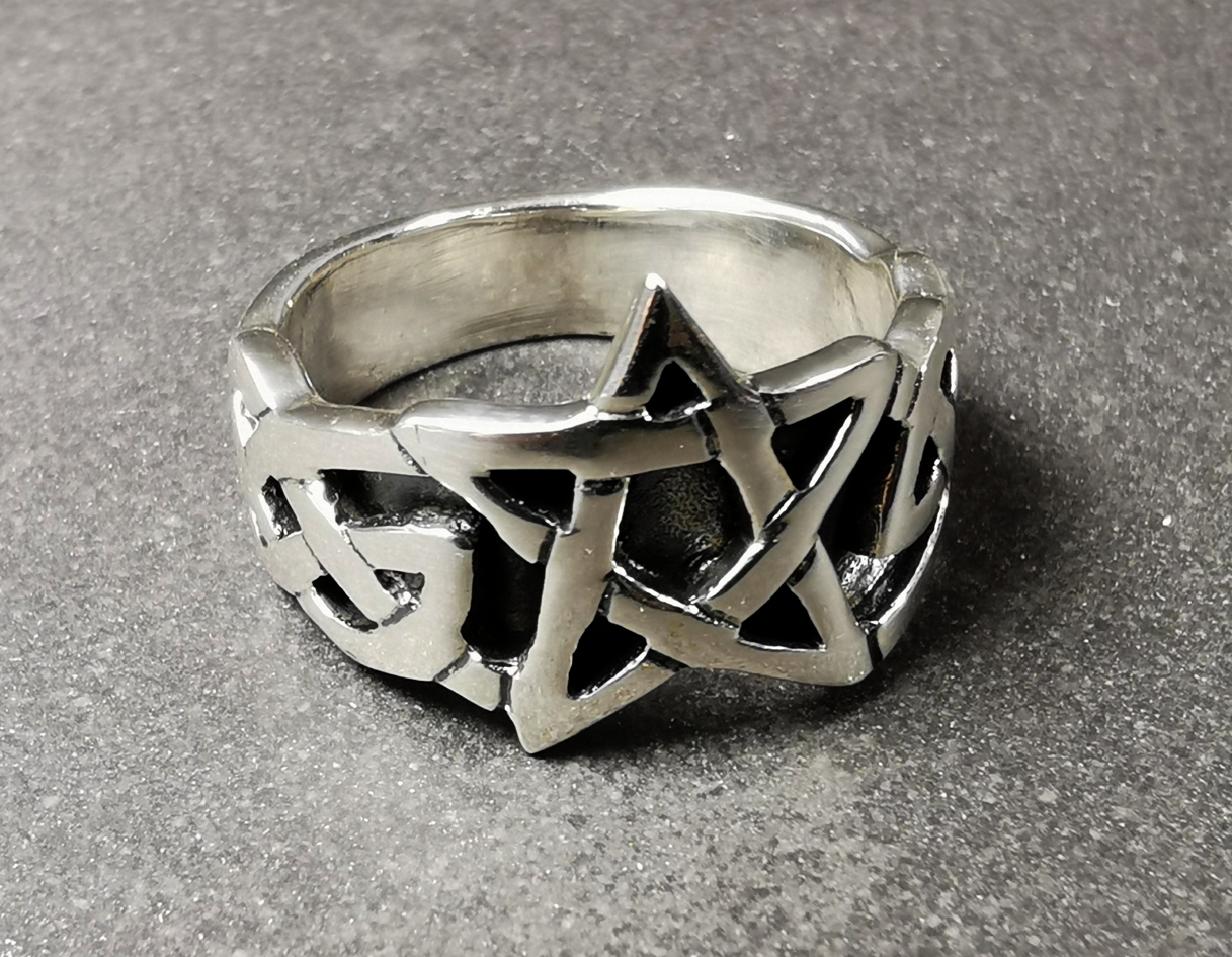 Pentagram Ring i Silver - Keltisk
