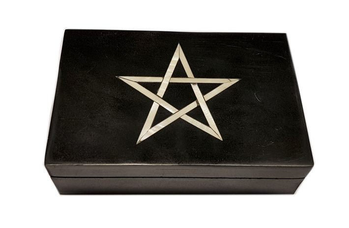 Pentagram Skrin i Svart Såpsten