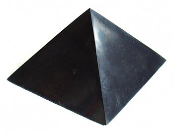 Shungit Pyramid - 40mm