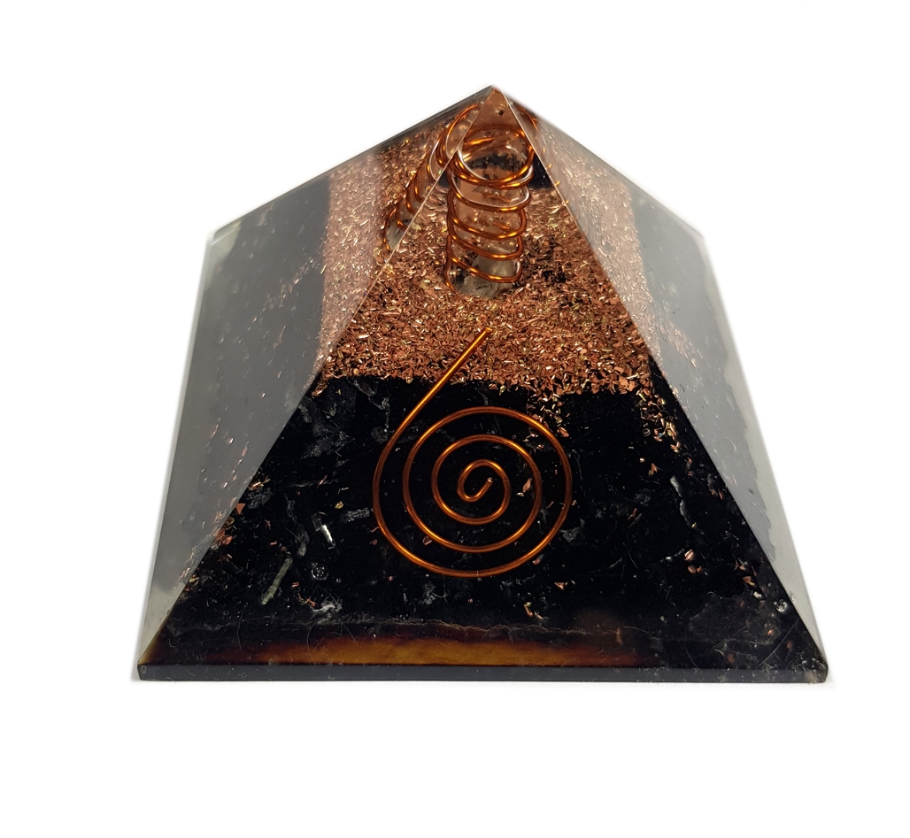 Stengarden.com - Orgonite Pyramid - Svart Turmalin - ca. 7cm