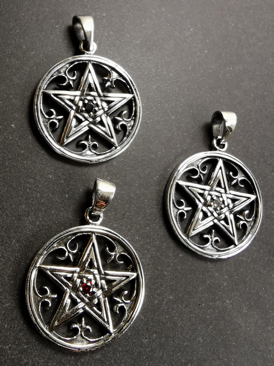 Renässans Pentagram med Zirkon