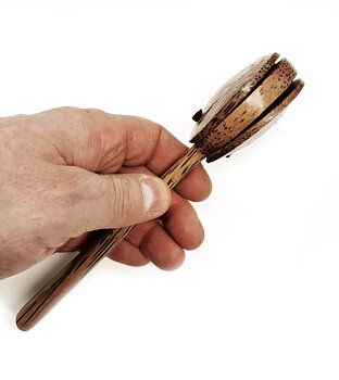 Snake Rattle i Bambu Trä ( Castanets från Bali)