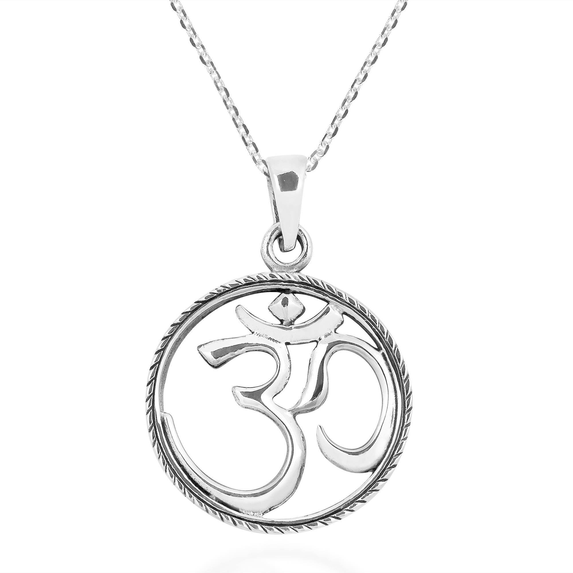 Aum Hänge i Silver i Ring - 33mm