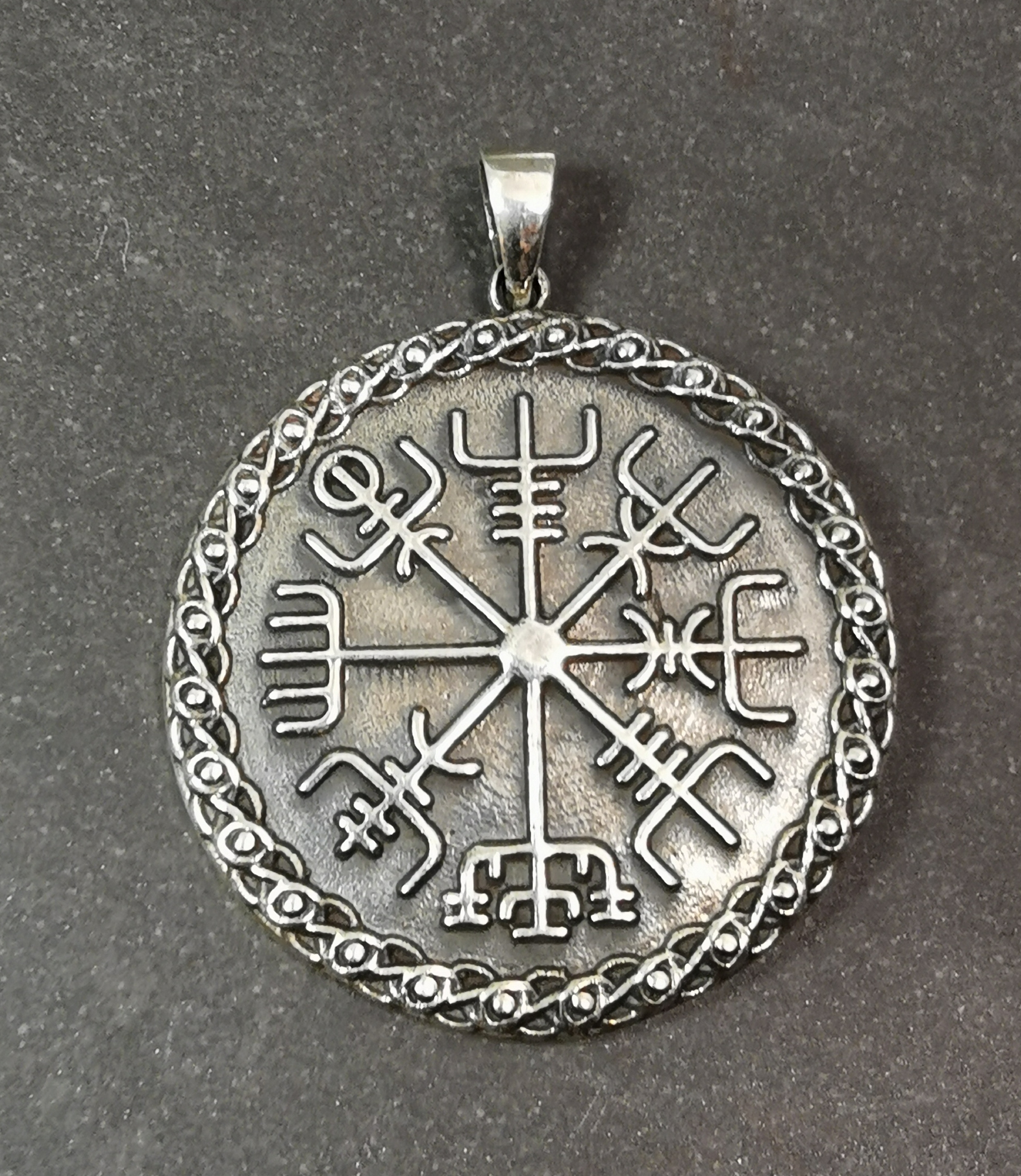Vegvisir silver hänge - V1