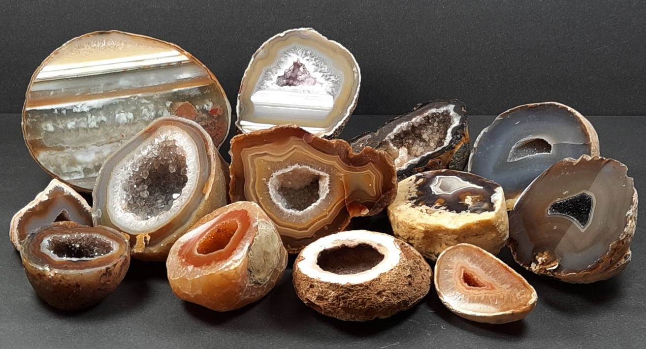 Brun Agat Geode- Naturlig färg 