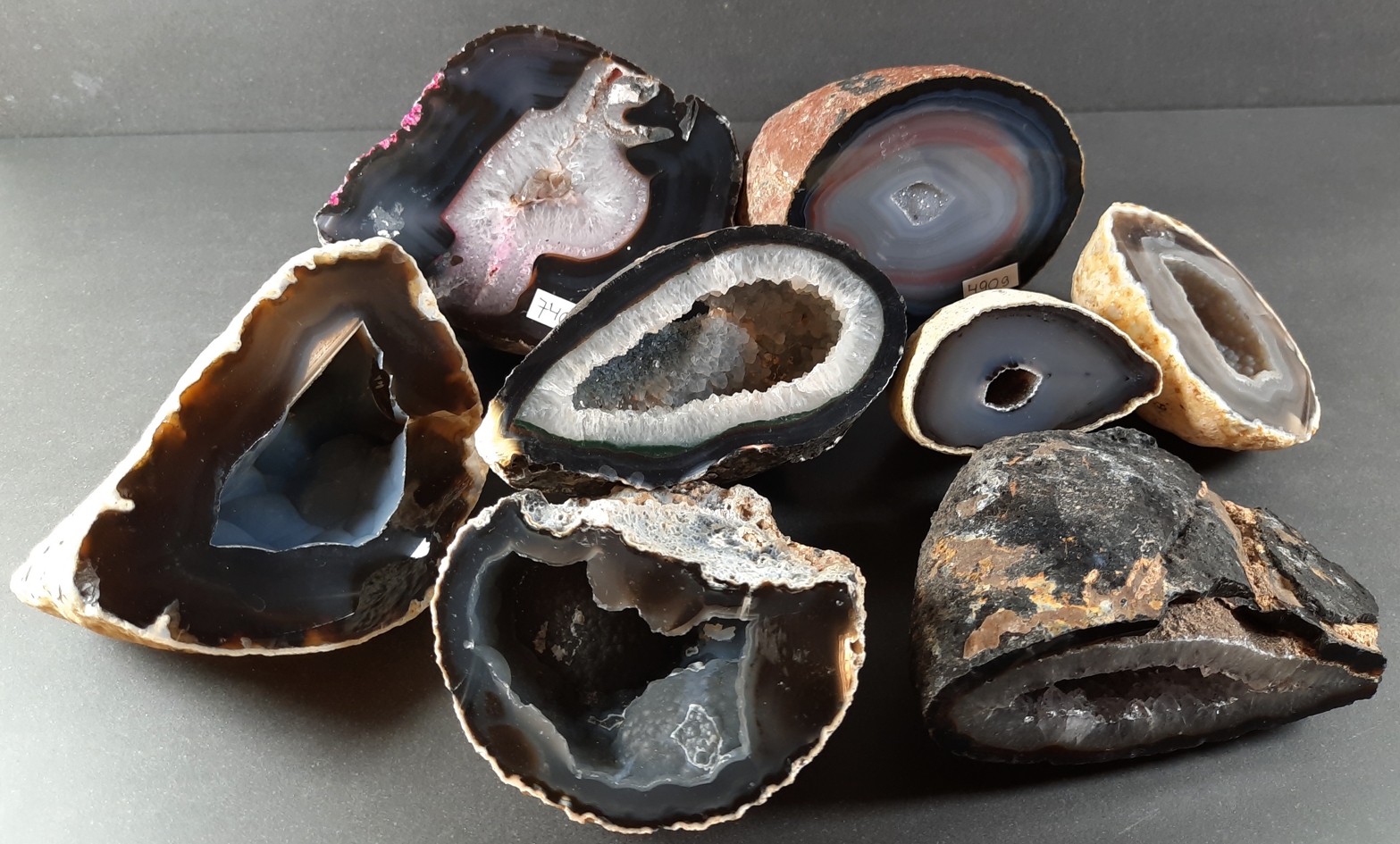 Svart  Agat Geode- Naturlig färg  - 3