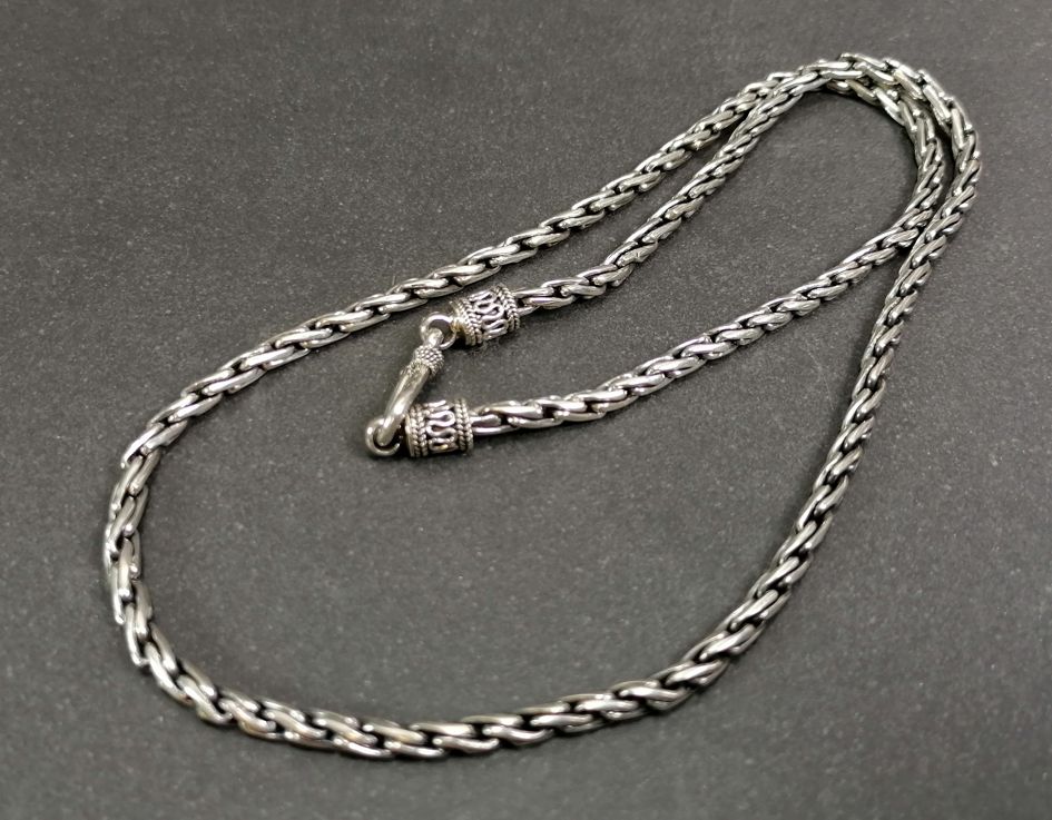 3mm Balinese  Halsband i Silver- 50cm 