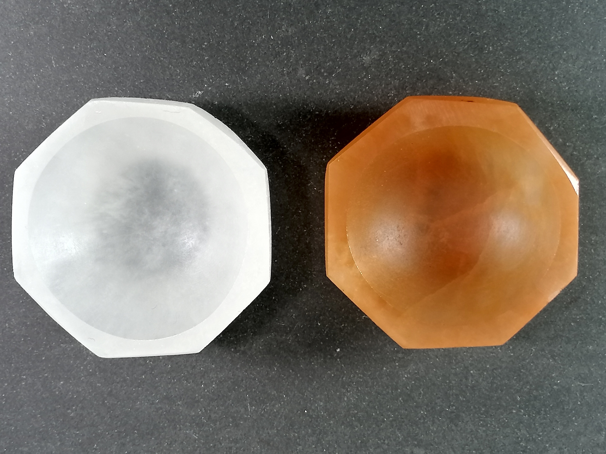 Selenit skål hexagon, ca 10cm - 2