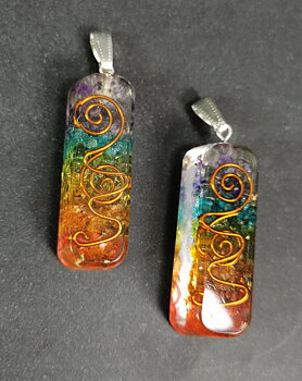 Orgonit Chakra Halsband  - Rektangel med spiral
